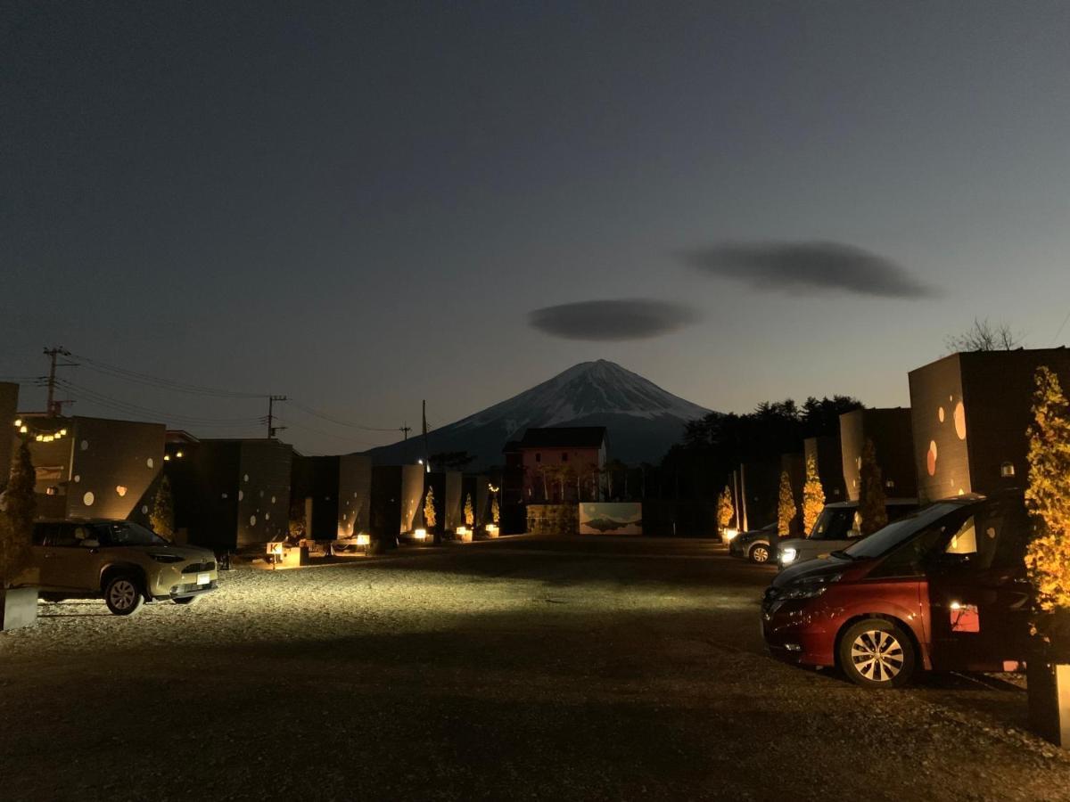 Mt Fuji Glamping Tourist Villa Kawaguchiko Фудзикавагутико Экстерьер фото